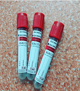 Qizil rangdagi vakuumli naychalar ivish faollashtiruvchisi 13x75 4 ml