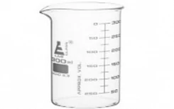 Стакан градуированный ASTM 600 мл с носиком, высокий, боросиликатное стекло:uz:ASTM 600ml bilan tugatilgan shisha, uzun bo'yli, borosilikat shisha