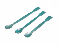 Двухсторонняя лабораторная ложка-шпатель:uz:Ikki tomonlama laboratoriya spatula qoshig'i