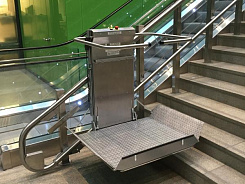 Наклонный (лестничный) инвалидный подъёмник ComDis-250 I