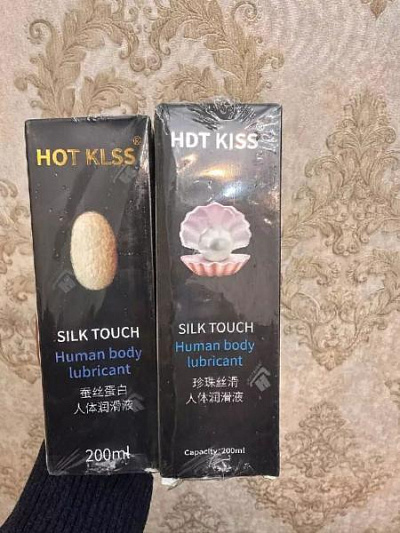 Лубрикант на водной основе Silk Touch HOT KISS:uz:Suvga asoslangan moylash vositasi Silk Touch HOT KISS